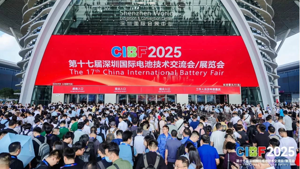 CIBF2025 | Chip domestico, BMS di livello automobilistico e stoccaggio di energia completa ... Alpsolarr debutta con tecnologia e prodotti all'avanguardia, scrivendo un nuovo capitolo nella nuova era di energia